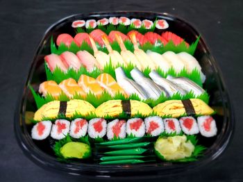 Sushi 3.5 người_Sakanaya nigiri 26kan, 3maki
